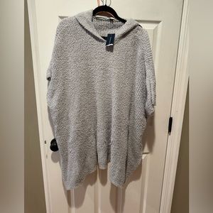 New gray poncho